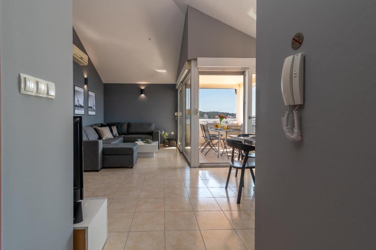 Apartment No. 8 Trogir Exterior photo