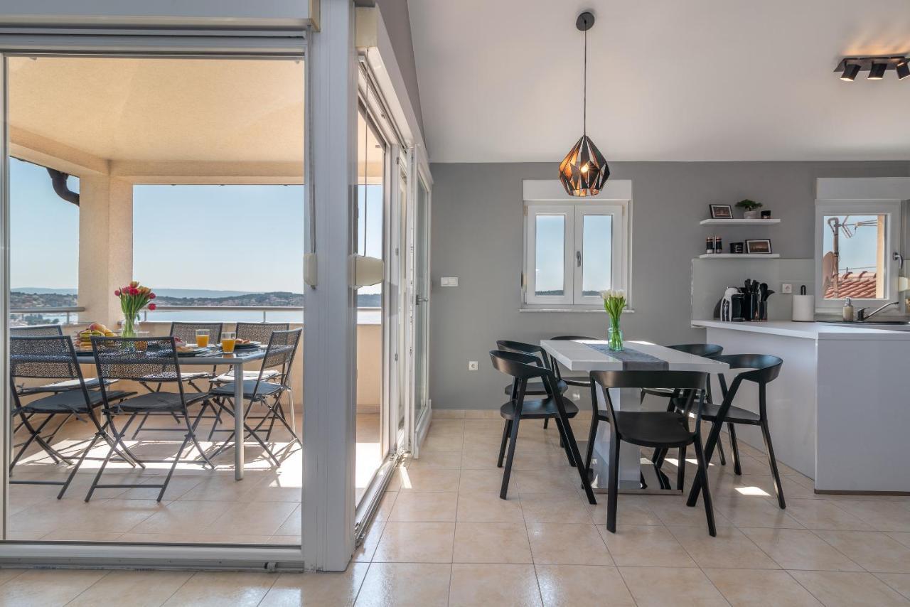Apartment No. 8 Trogir Exterior photo